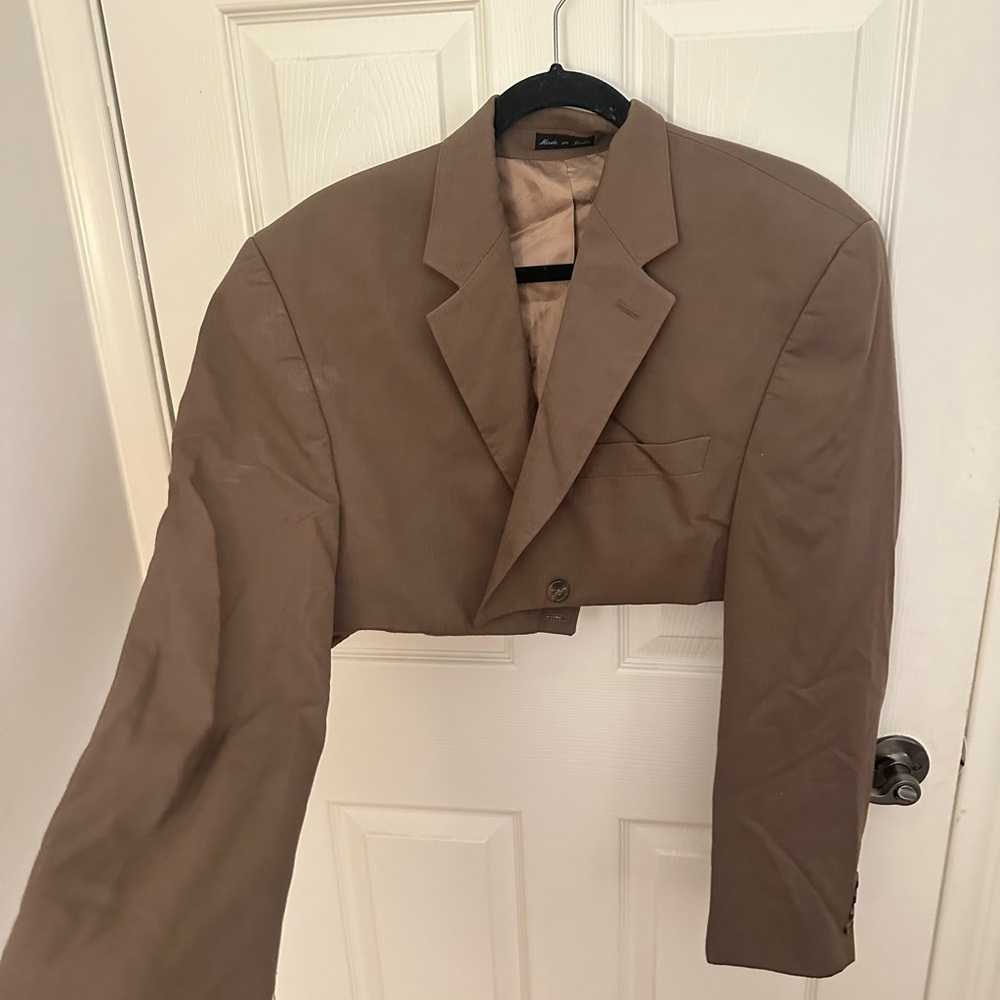 Vintage Brown Crop Blazer with Shoulder Pads